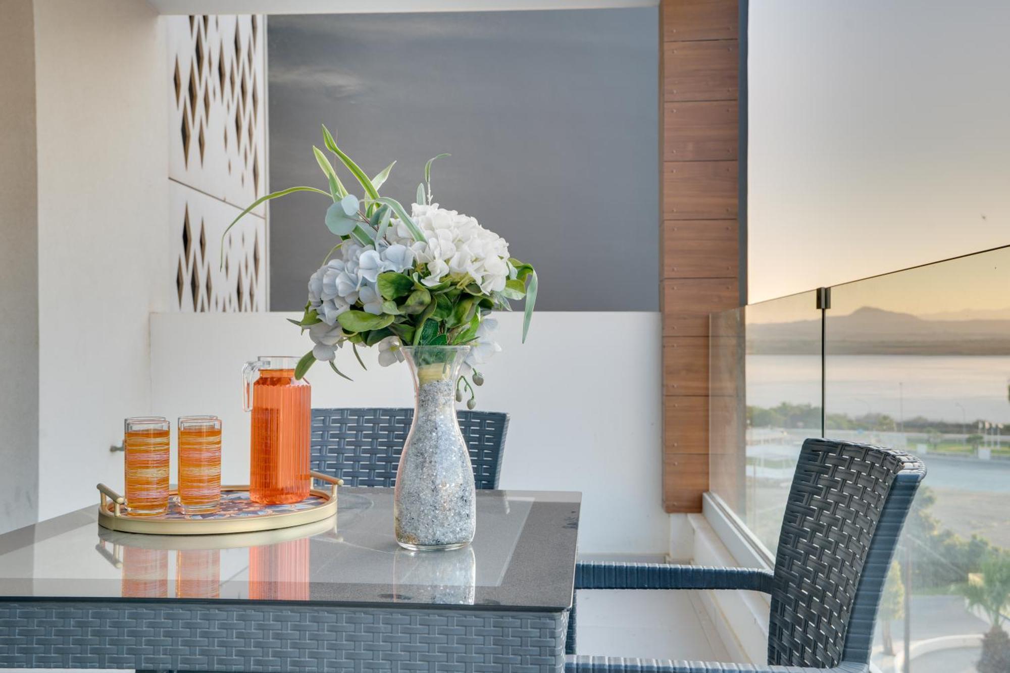 Majestic Sunset Salt Views Appartement *